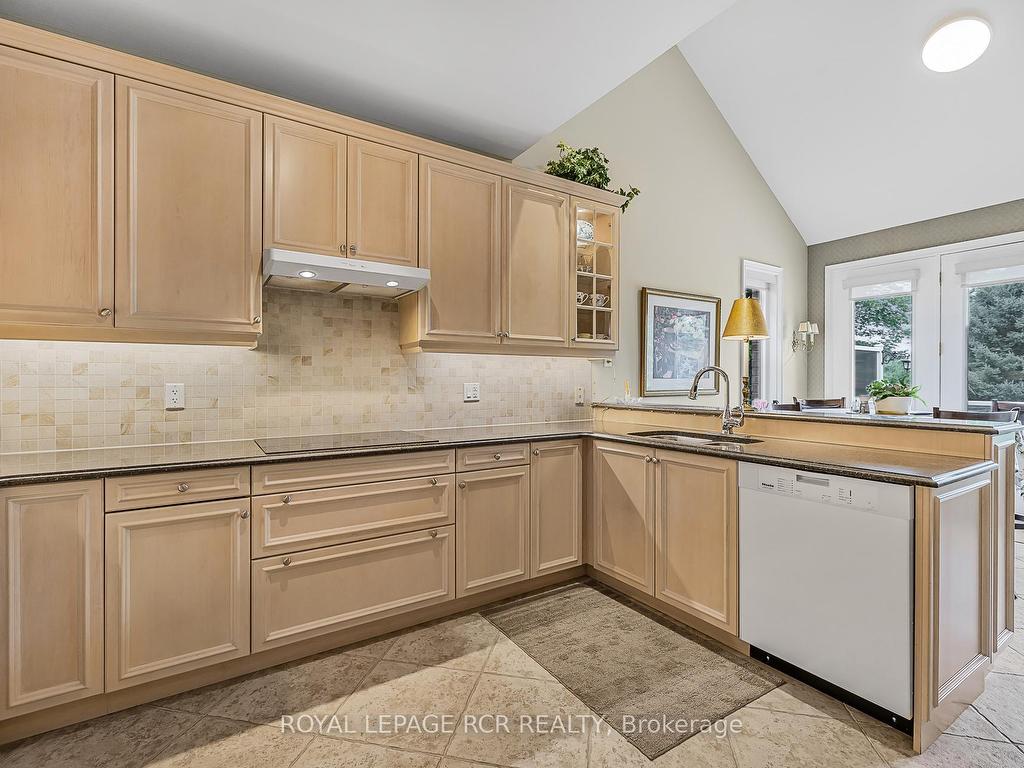 









31


Emerald Heights

Drive,
Whitchurch-Stouffville,




ON
L4A 0C8

