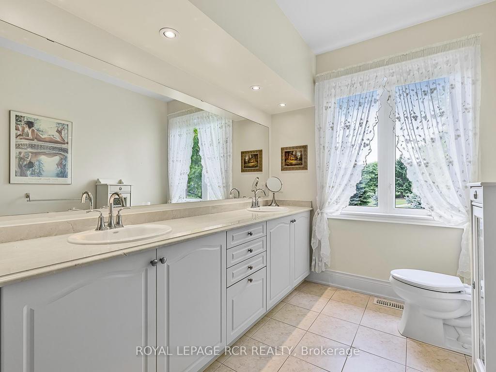 









31


Emerald Heights

Drive,
Whitchurch-Stouffville,




ON
L4A 0C8

