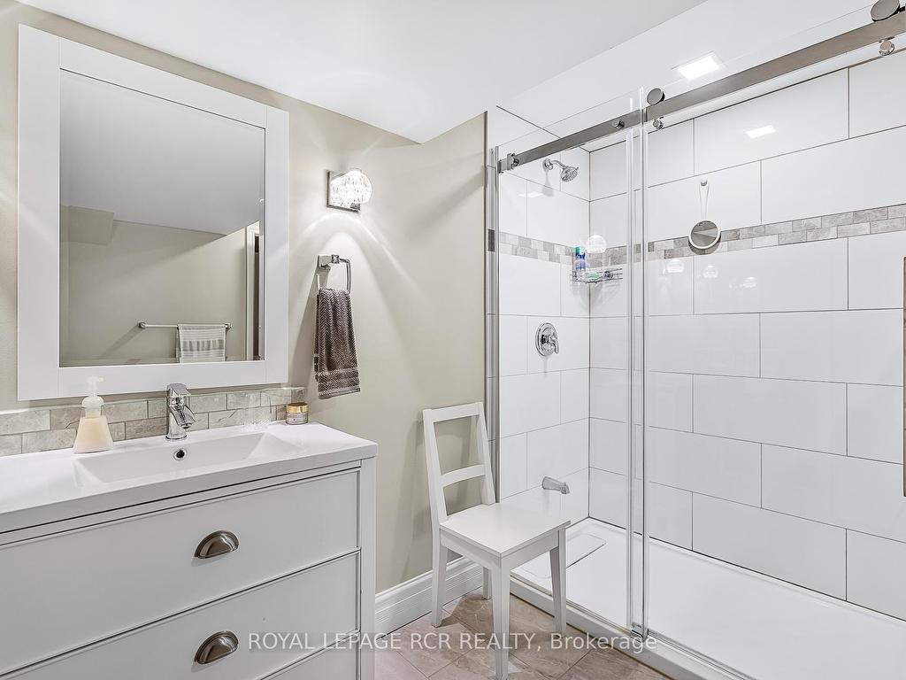 









31


Emerald Heights

Drive,
Whitchurch-Stouffville,




ON
L4A 0C8

