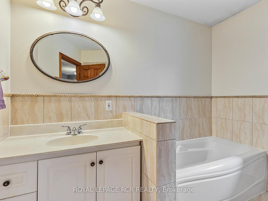 









1


Beech Tree

Lane,
Whitchurch-Stouffville,




ON
L4A 7X4


