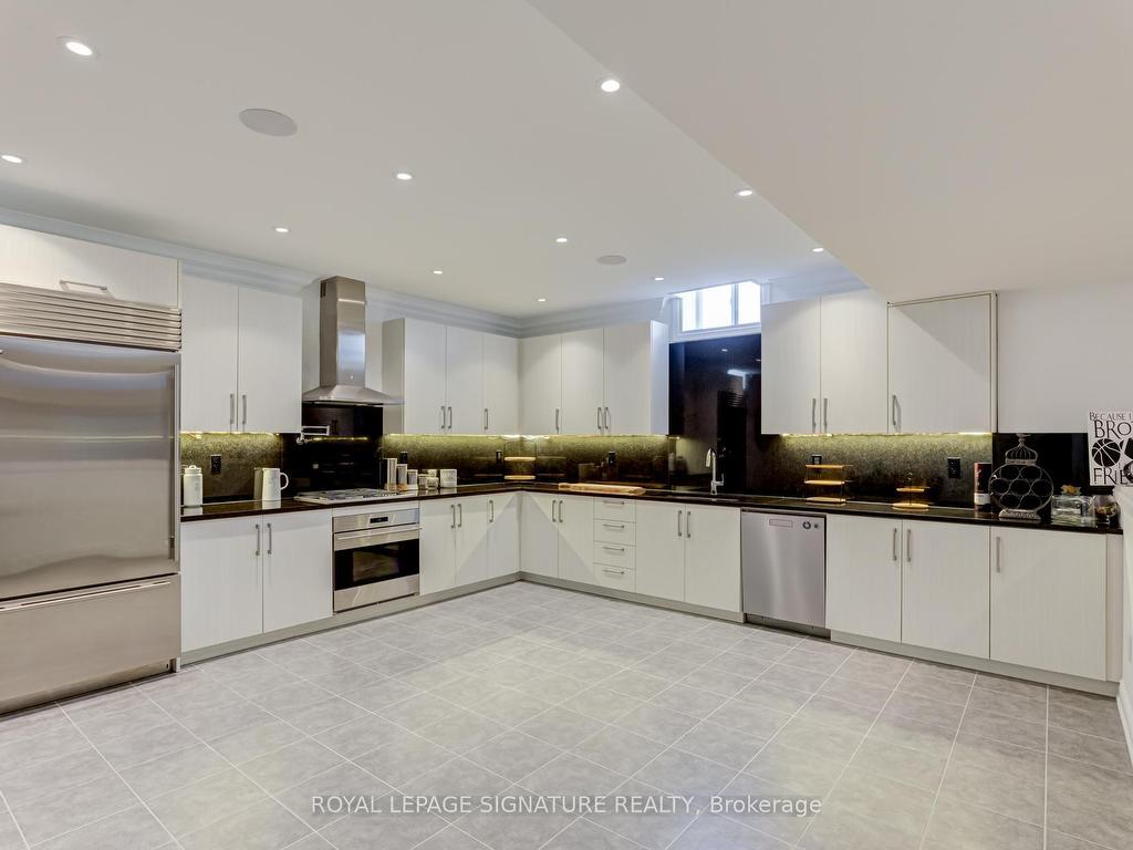 









40


James Stokes

Court,
King,




ON
L7B 0M8

