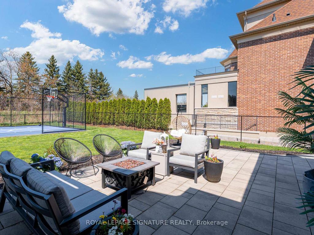 









40


James Stokes

Court,
King,




ON
L7B 0M8

