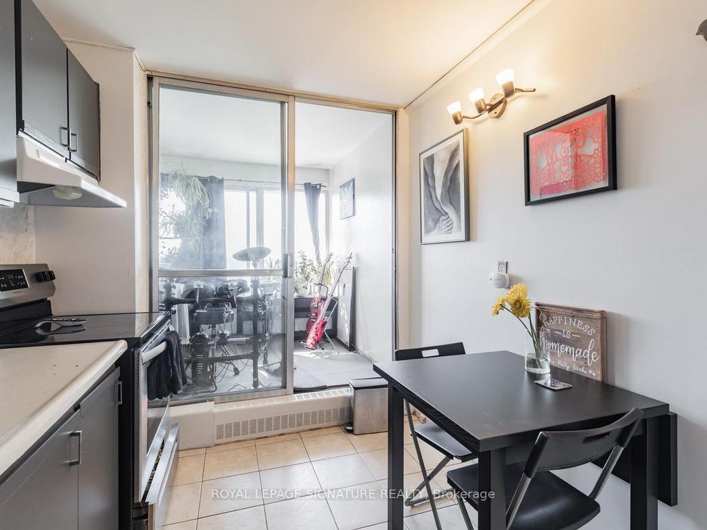 









725


Don Mills

Road, 2604,
Toronto,




ON
M3C 1S6

