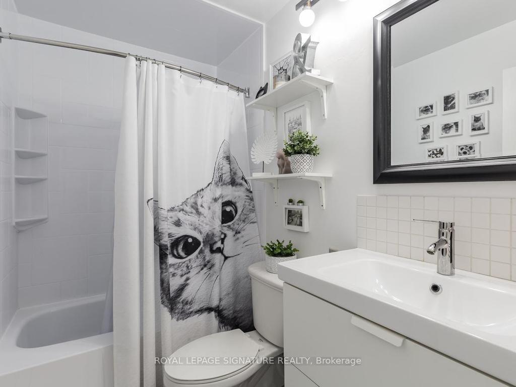 









725


Don Mills

Road, 2604,
Toronto,




ON
M3C 1S6

