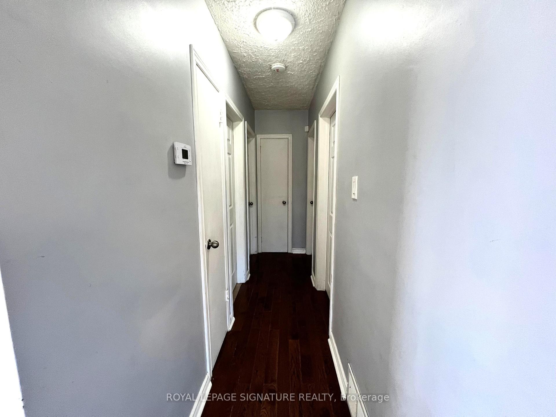 









552


Monteith

Avenue, Main,
Oshawa,




ON
L1J 1C9

