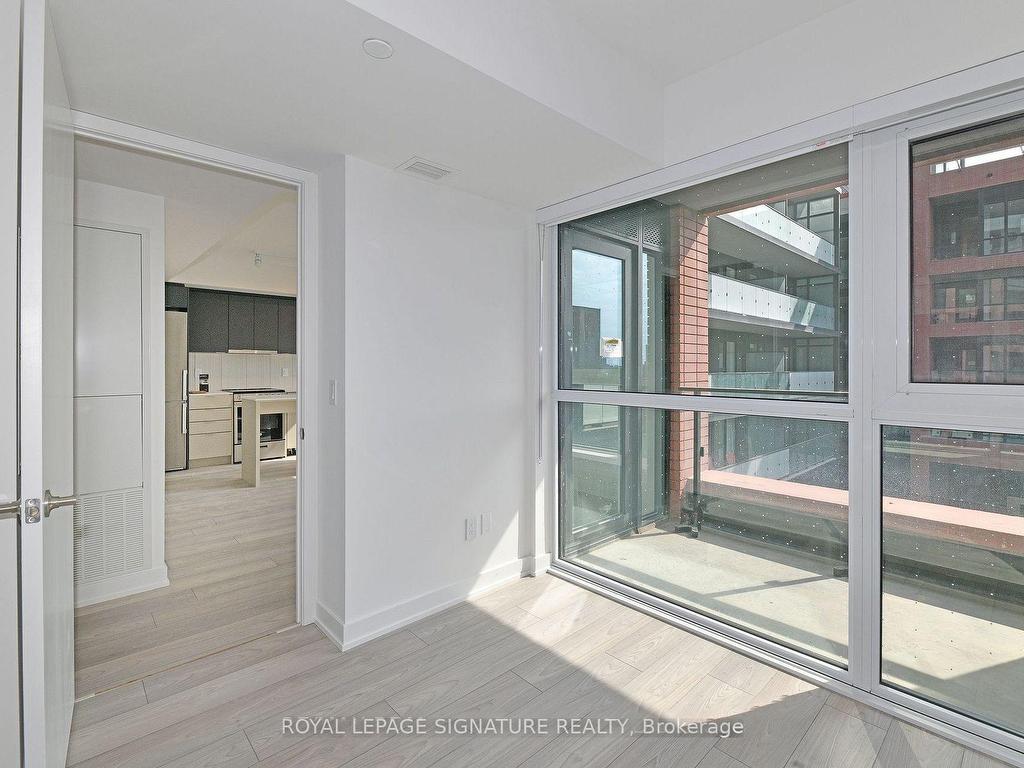 









8


Tippett

Road, 319,
Toronto,




ON
M3H 0E7

