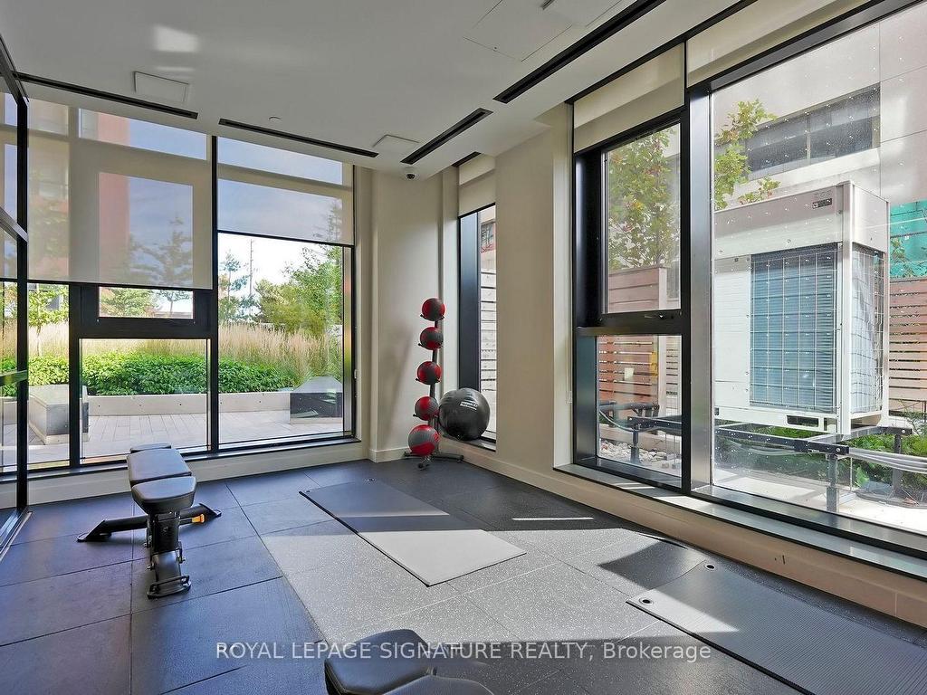 









8


Tippett

Road, 319,
Toronto,




ON
M3H 0E7

