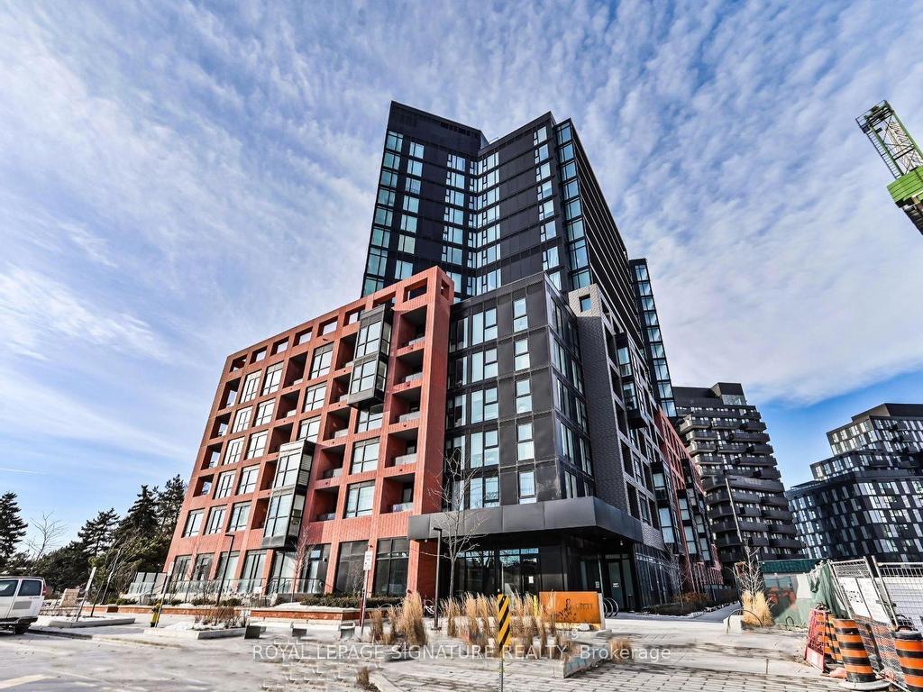 









8


Tippett

Road, 319,
Toronto,




ON
M3H 0E7

