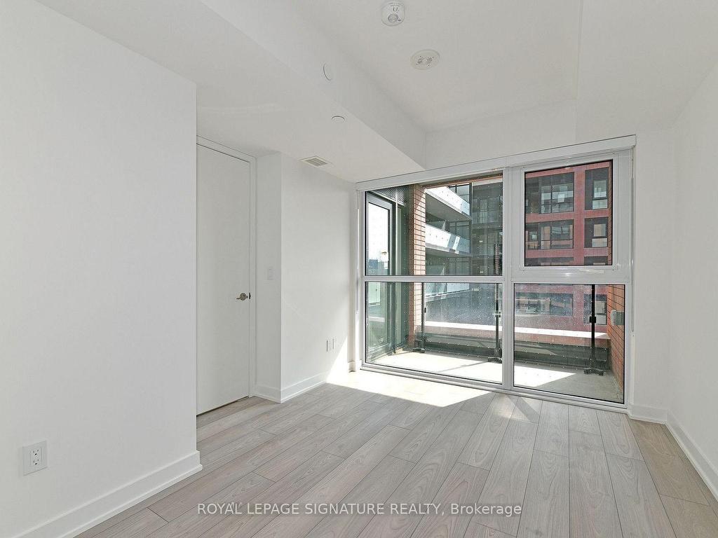 









8


Tippett

Road, 319,
Toronto,




ON
M3H 0E7

