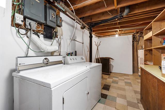 









22


Pearce

AVE,
Winnipeg,




MB
R2V 2K4

