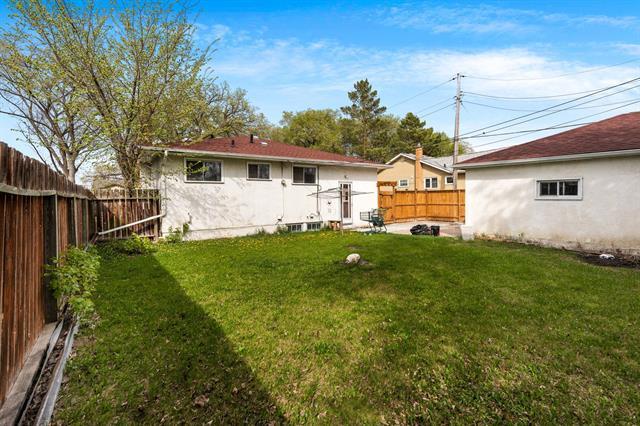 









22


Pearce

AVE,
Winnipeg,




MB
R2V 2K4

