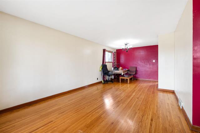 









22


Pearce

AVE,
Winnipeg,




MB
R2V 2K4

