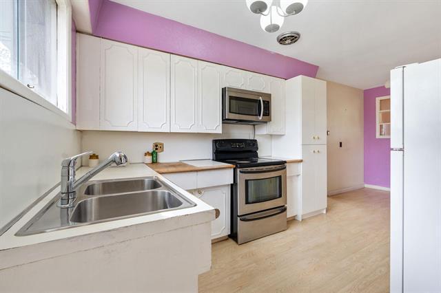 









22


Pearce

AVE,
Winnipeg,




MB
R2V 2K4

