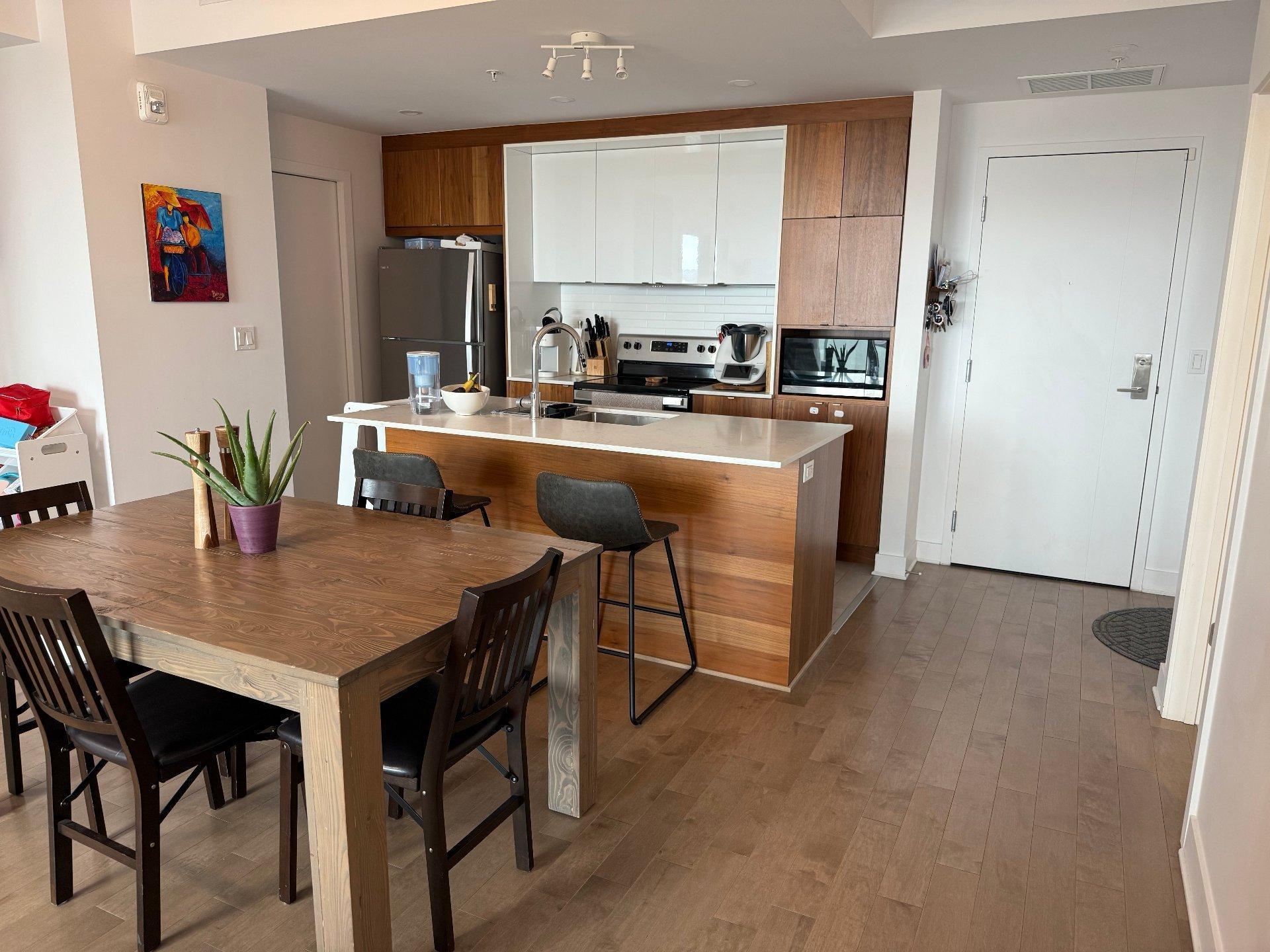 









5175


Rue MacKenzie

, 805,
Montréal (Côte-des-Neiges/Notre-Dame-de-Grâce),




QC
H3W0B3


