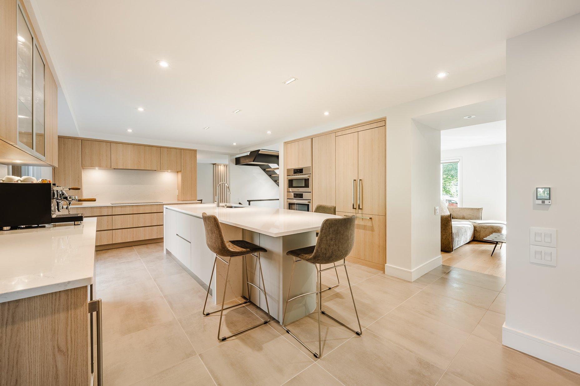 









264


Rue du Champ-Doré

,
Saint-Mathieu-de-Beloeil,




QC
J3G0G5

