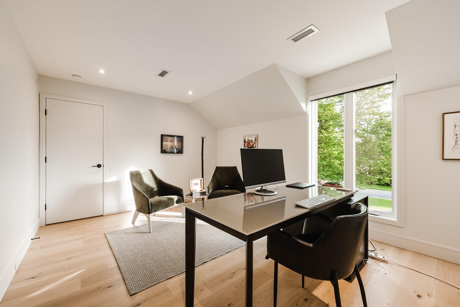 









264


Rue du Champ-Doré

,
Saint-Mathieu-de-Beloeil,




QC
J3G0G5

