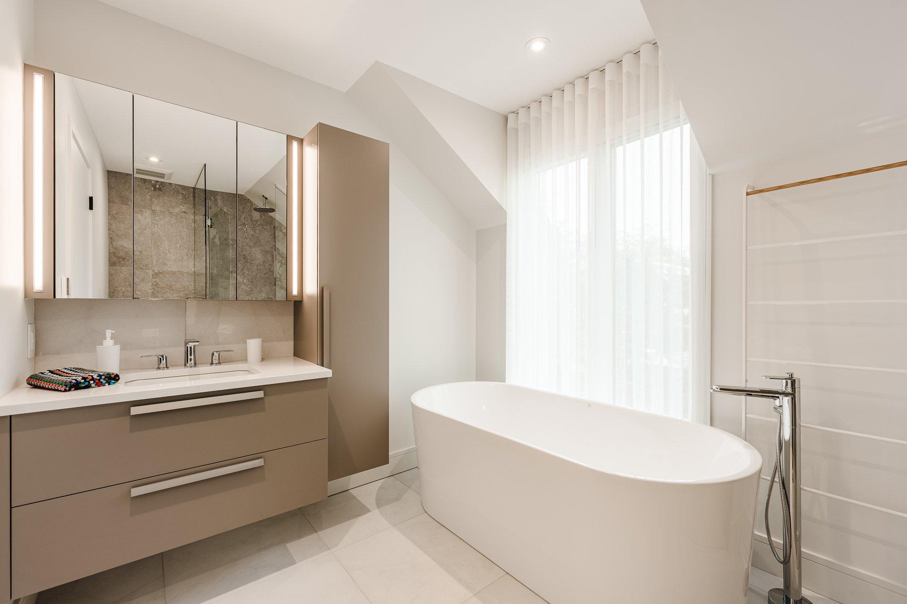 









264


Rue du Champ-Doré

,
Saint-Mathieu-de-Beloeil,




QC
J3G0G5

