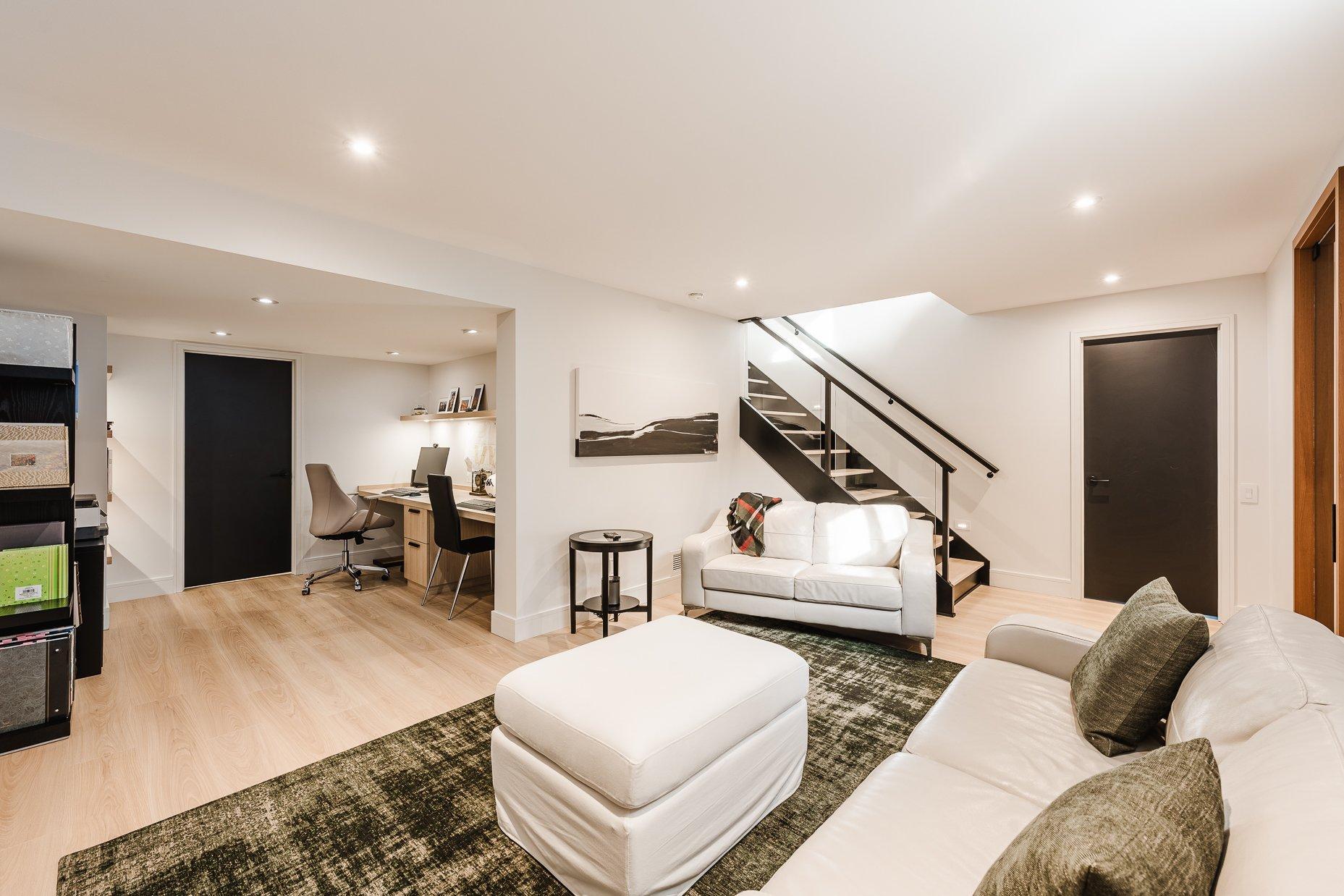 









264


Rue du Champ-Doré

,
Saint-Mathieu-de-Beloeil,




QC
J3G0G5

