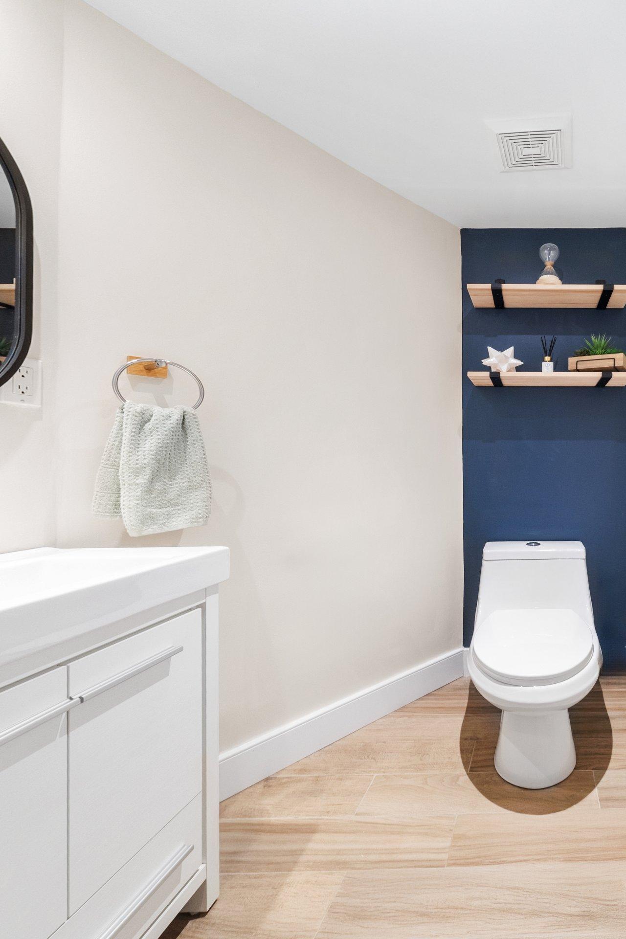 









2043


Rue de Bordeaux

,
Vaudreuil-Dorion,




QC
J7V9P8

