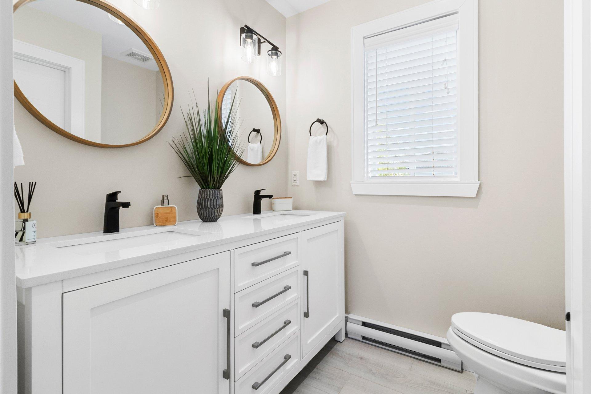 









2043


Rue de Bordeaux

,
Vaudreuil-Dorion,




QC
J7V9P8

