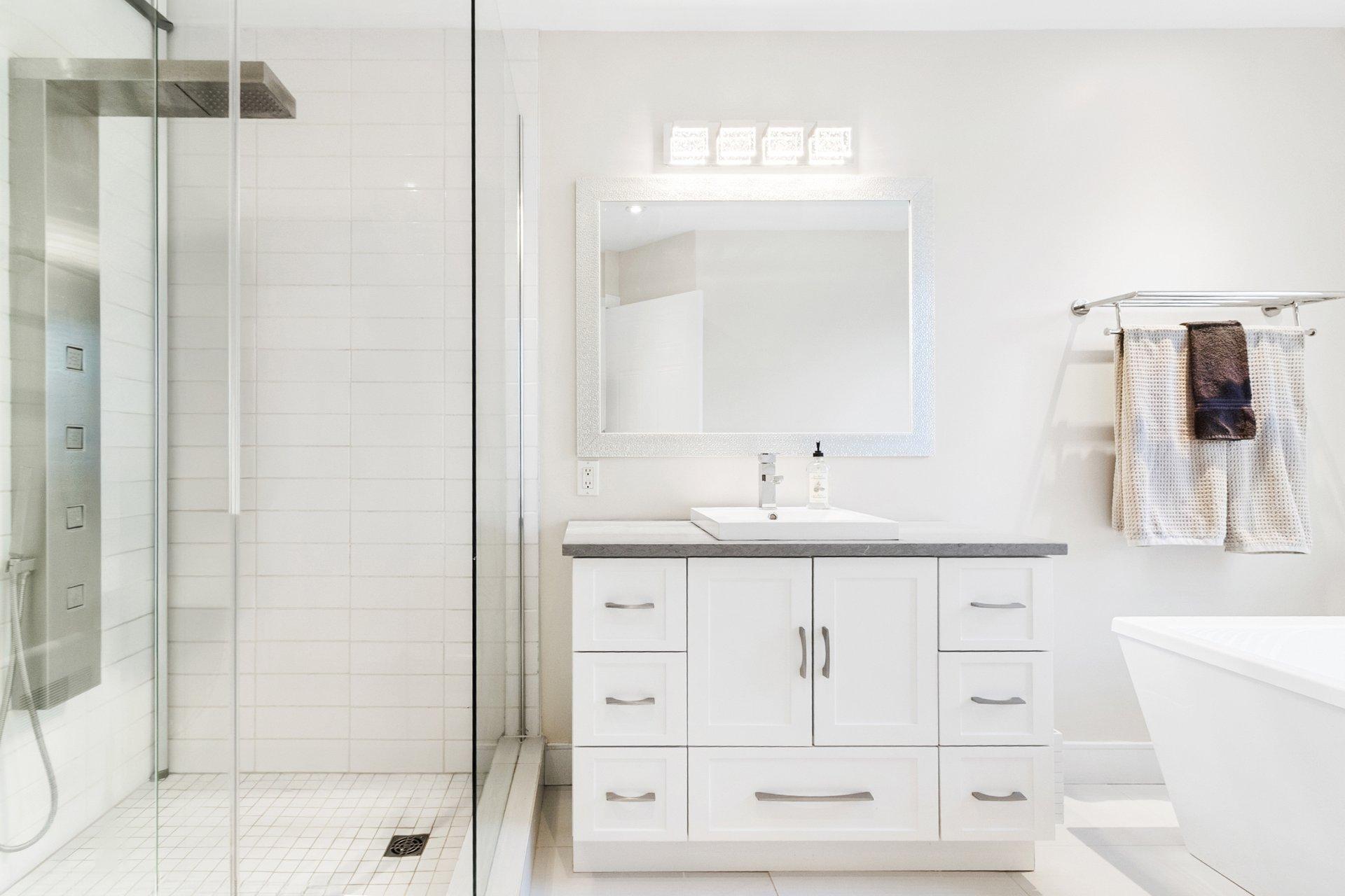 









2043


Rue de Bordeaux

,
Vaudreuil-Dorion,




QC
J7V9P8

