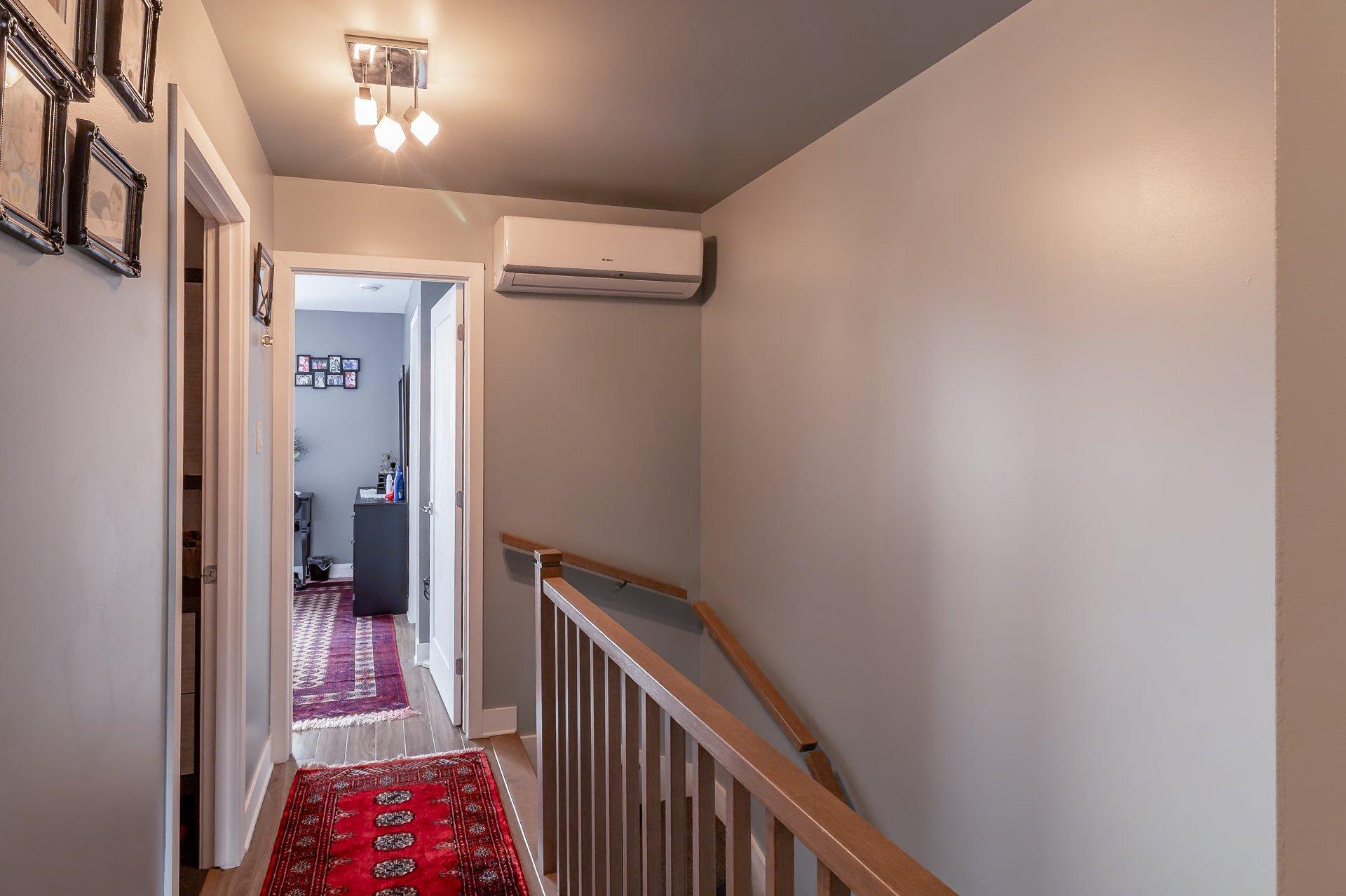 









3183


Rue des Galets

,
Carignan,




QC
J3L0X8

