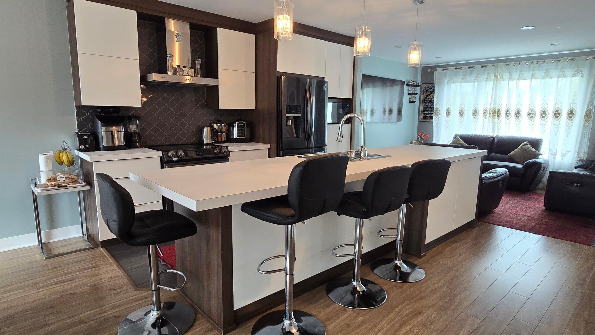 









3183


Rue des Galets

,
Carignan,




QC
J3L0X8

