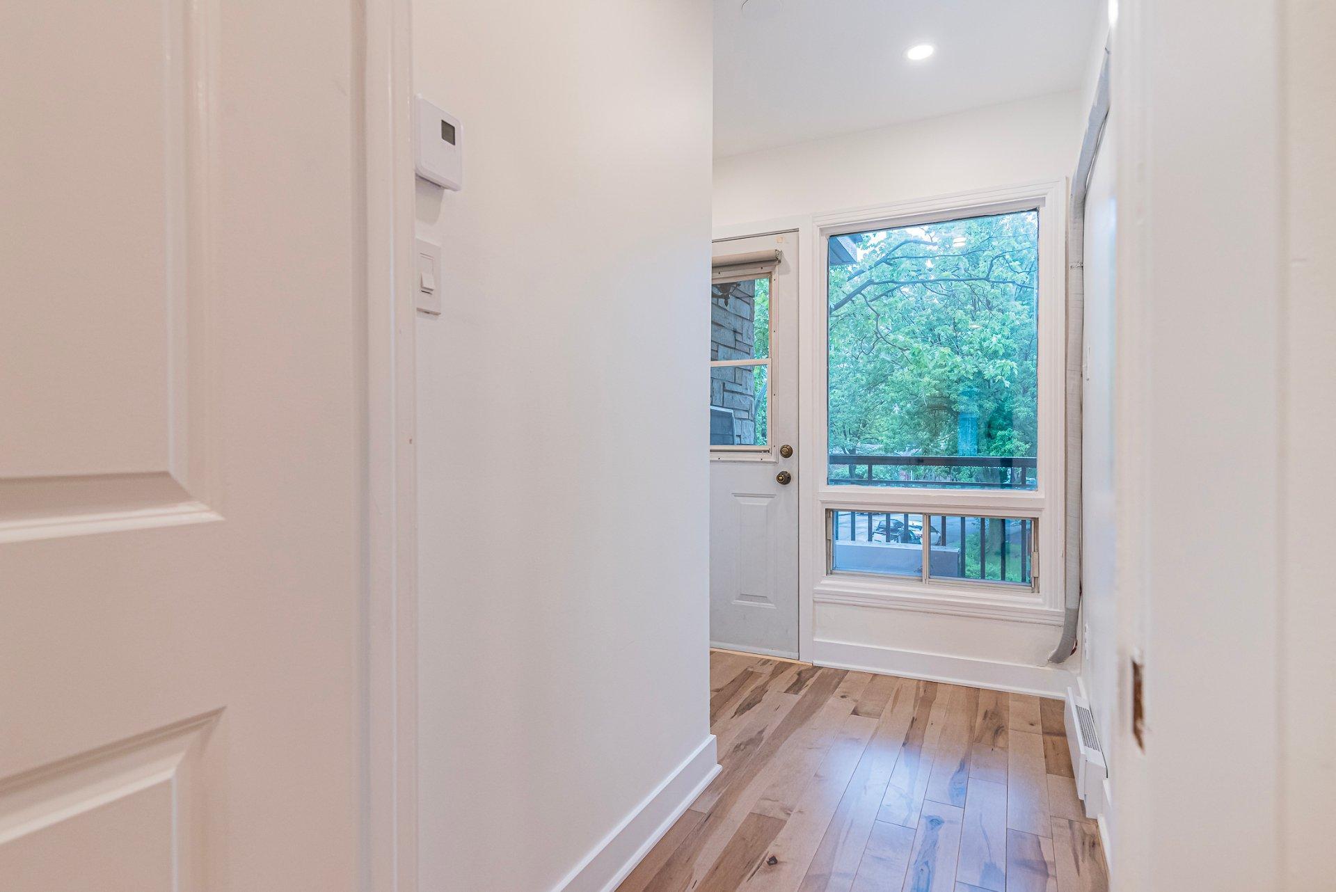 









11032


Rue James-Morrice

,
Montréal (Ahuntsic-Cartierville),




QC
H3M2E2

