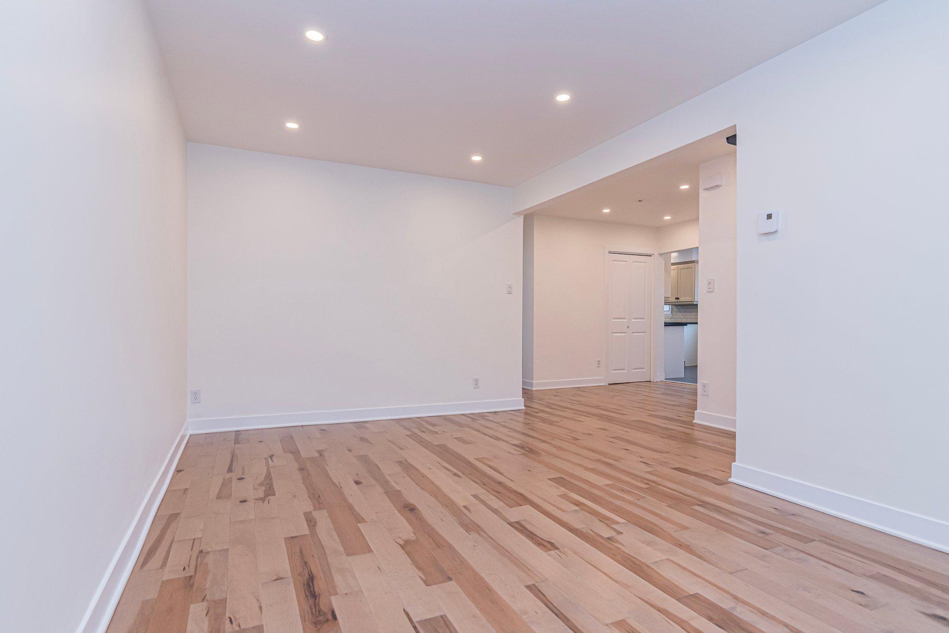 









11032


Rue James-Morrice

,
Montréal (Ahuntsic-Cartierville),




QC
H3M2E2

