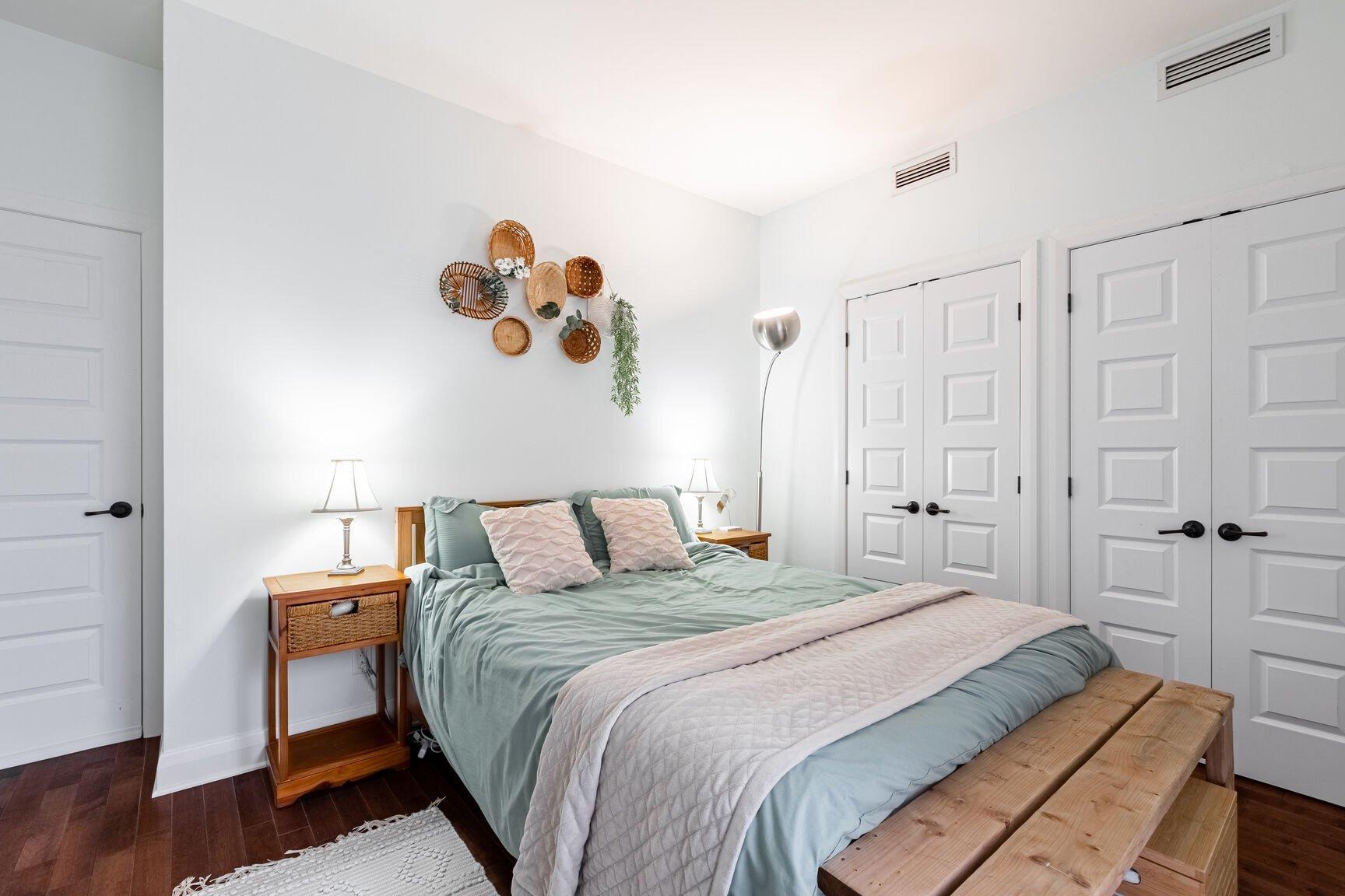 









3210


Rue des Francs-Bourgeois

,
Boisbriand,




QC
J7H0B9

