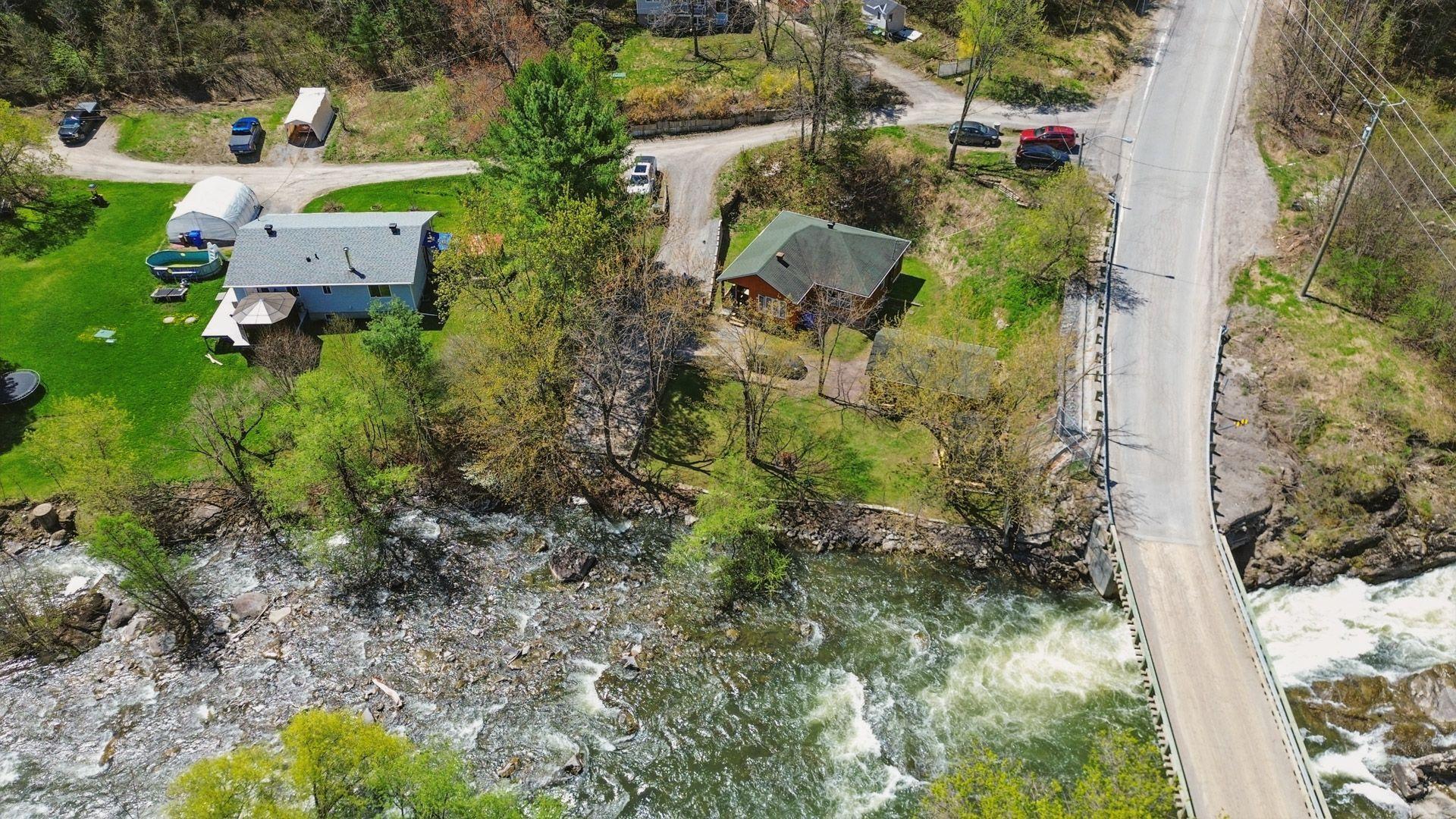 









112


Ch. Dufresne

,
Gatineau (Gatineau),




QC
J8R3C9

