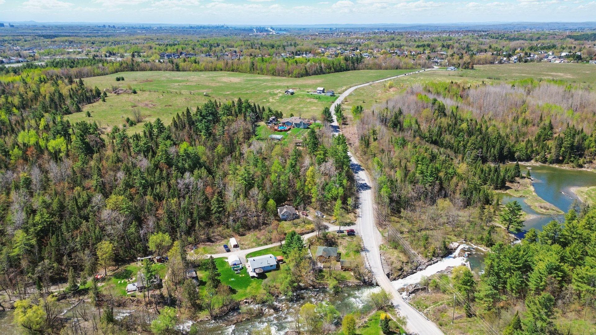 









112


Ch. Dufresne

,
Gatineau (Gatineau),




QC
J8R3C9

