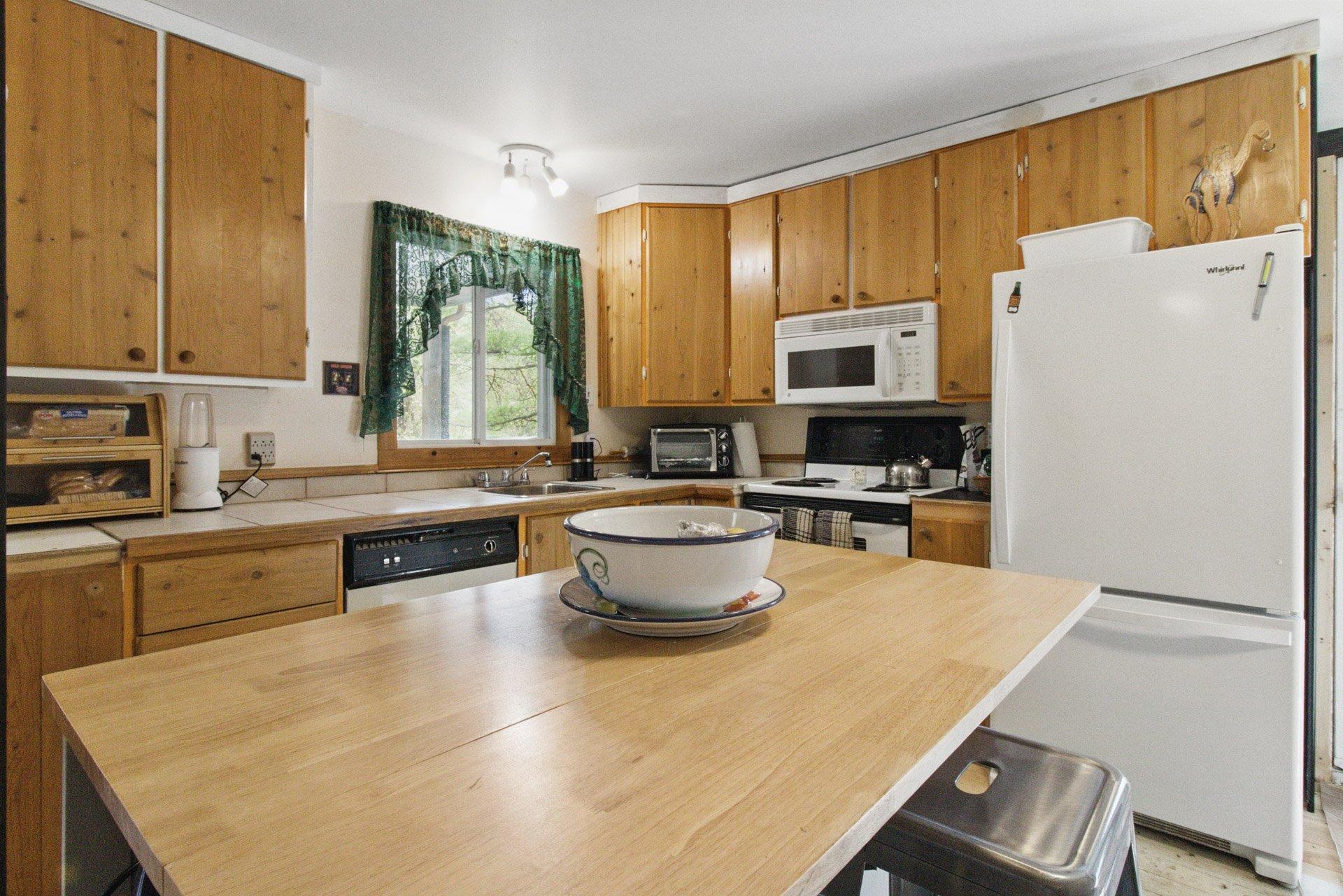 









112


Ch. Dufresne

,
Gatineau (Gatineau),




QC
J8R3C9

