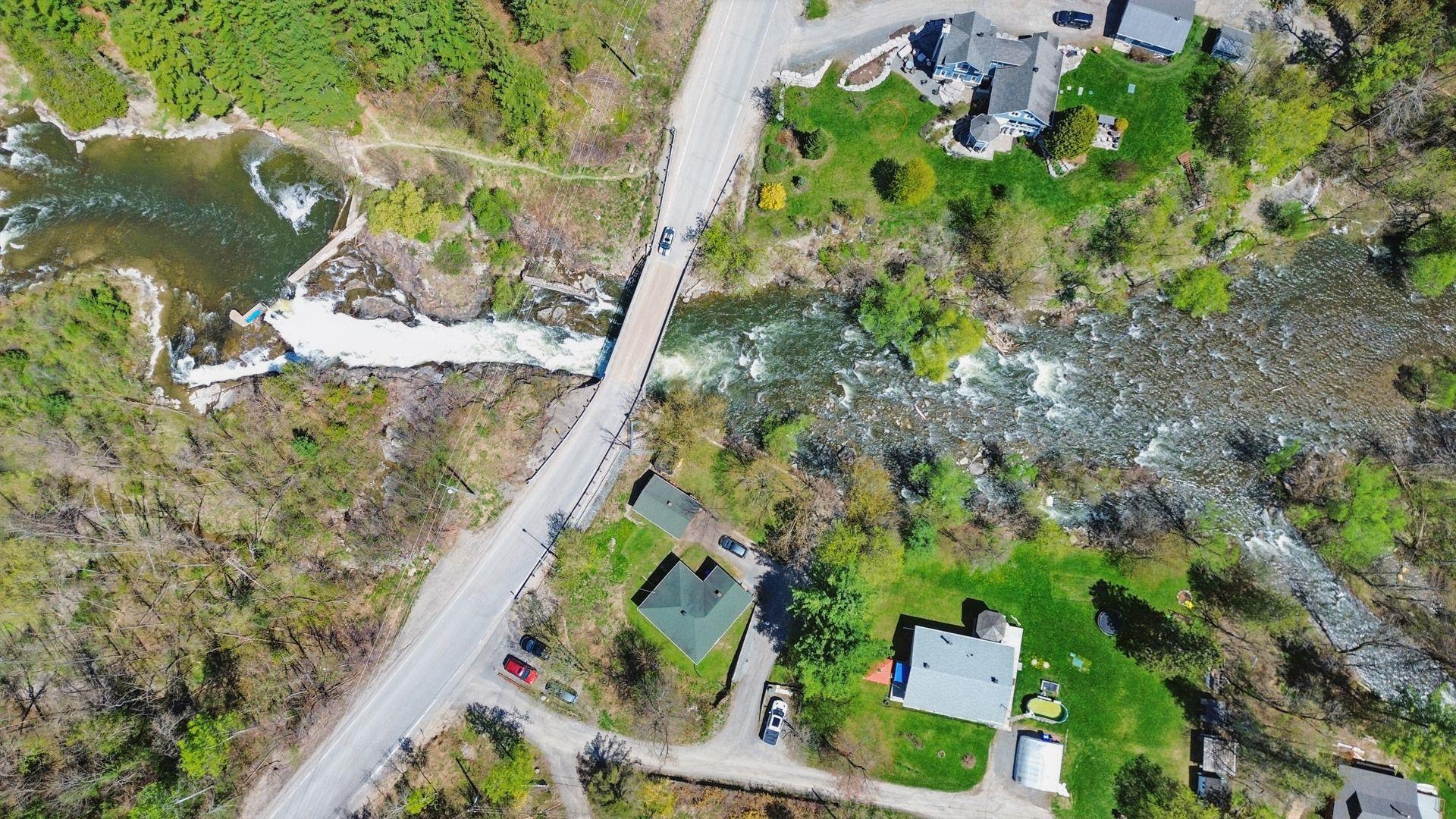 









112


Ch. Dufresne

,
Gatineau (Gatineau),




QC
J8R3C9

