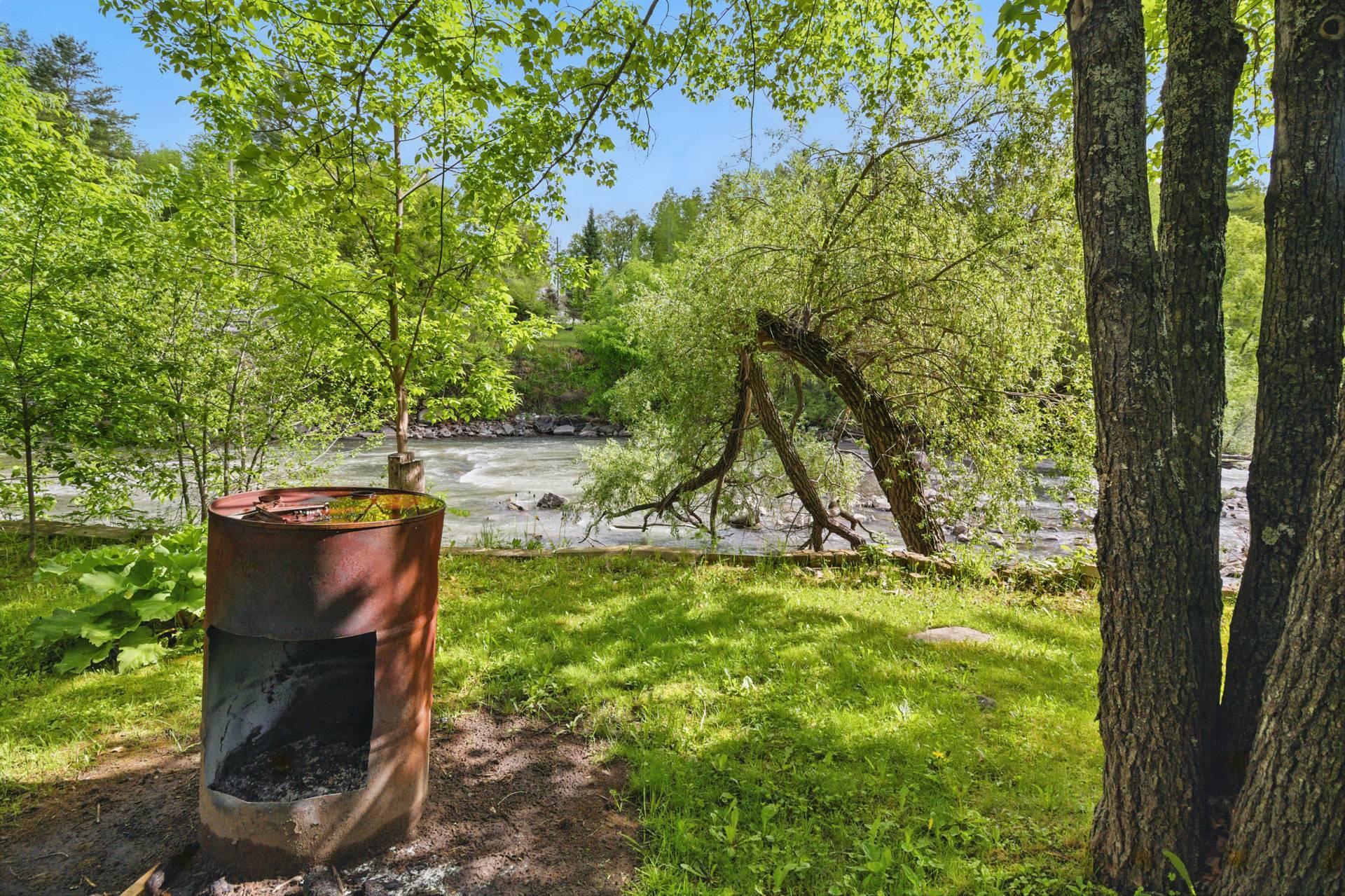 









112


Ch. Dufresne

,
Gatineau (Gatineau),




QC
J8R3C9

