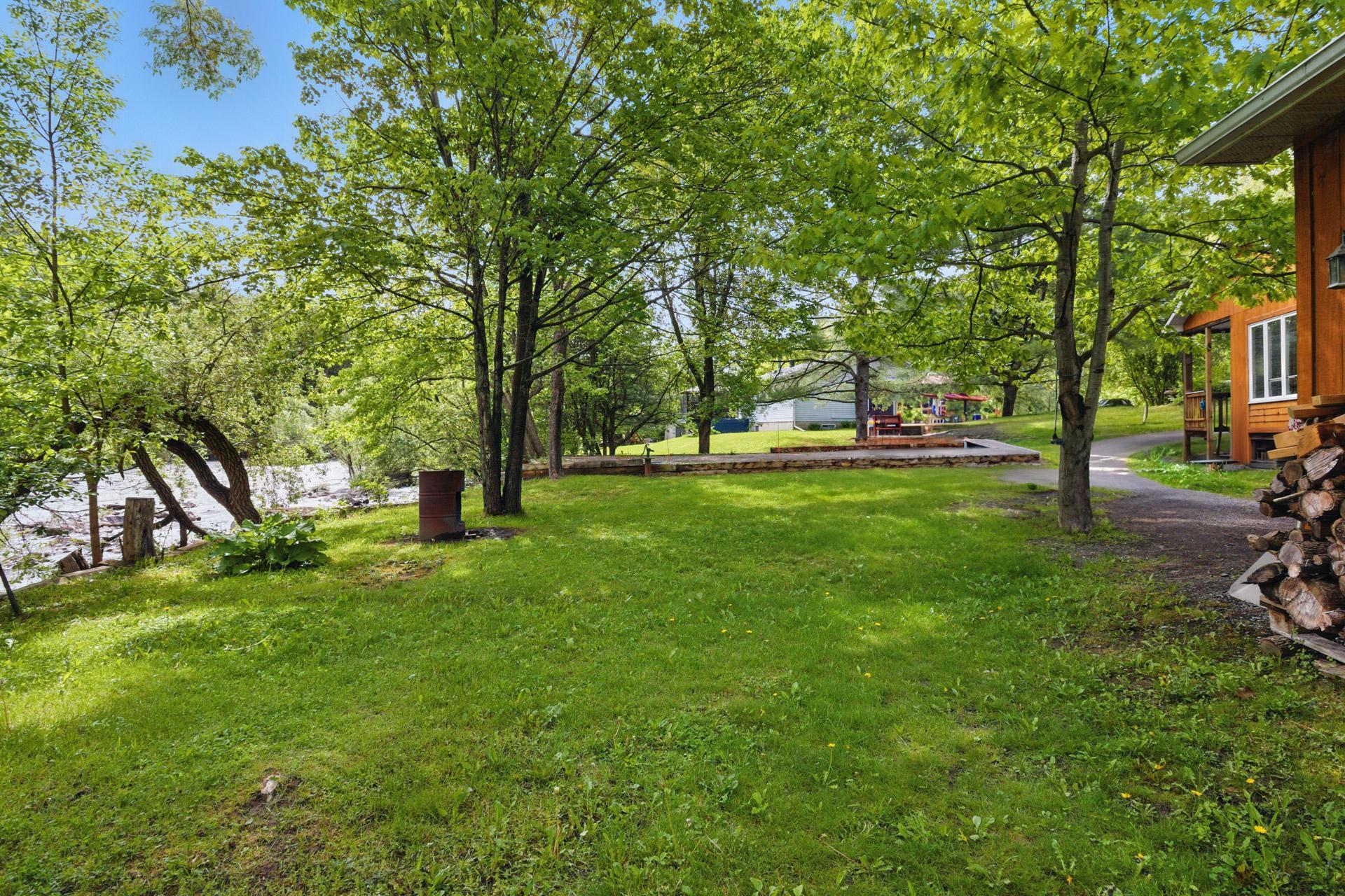 









112


Ch. Dufresne

,
Gatineau (Gatineau),




QC
J8R3C9

