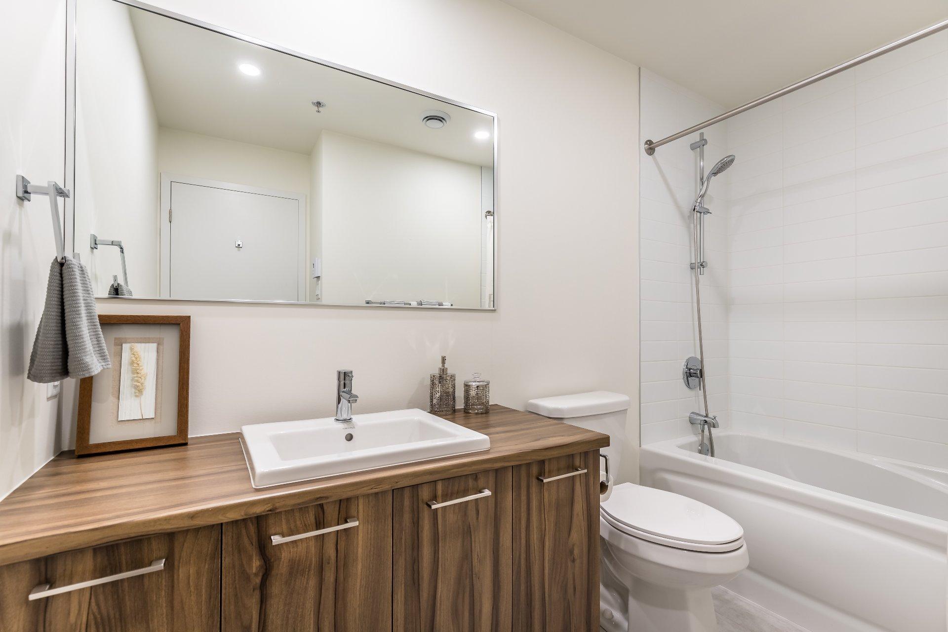 









1040


Rue Pierre-Perrault

, 617,
Lévis (Les Chutes-de-la-Chaudière-Ouest),




QC
G7A0Z8

