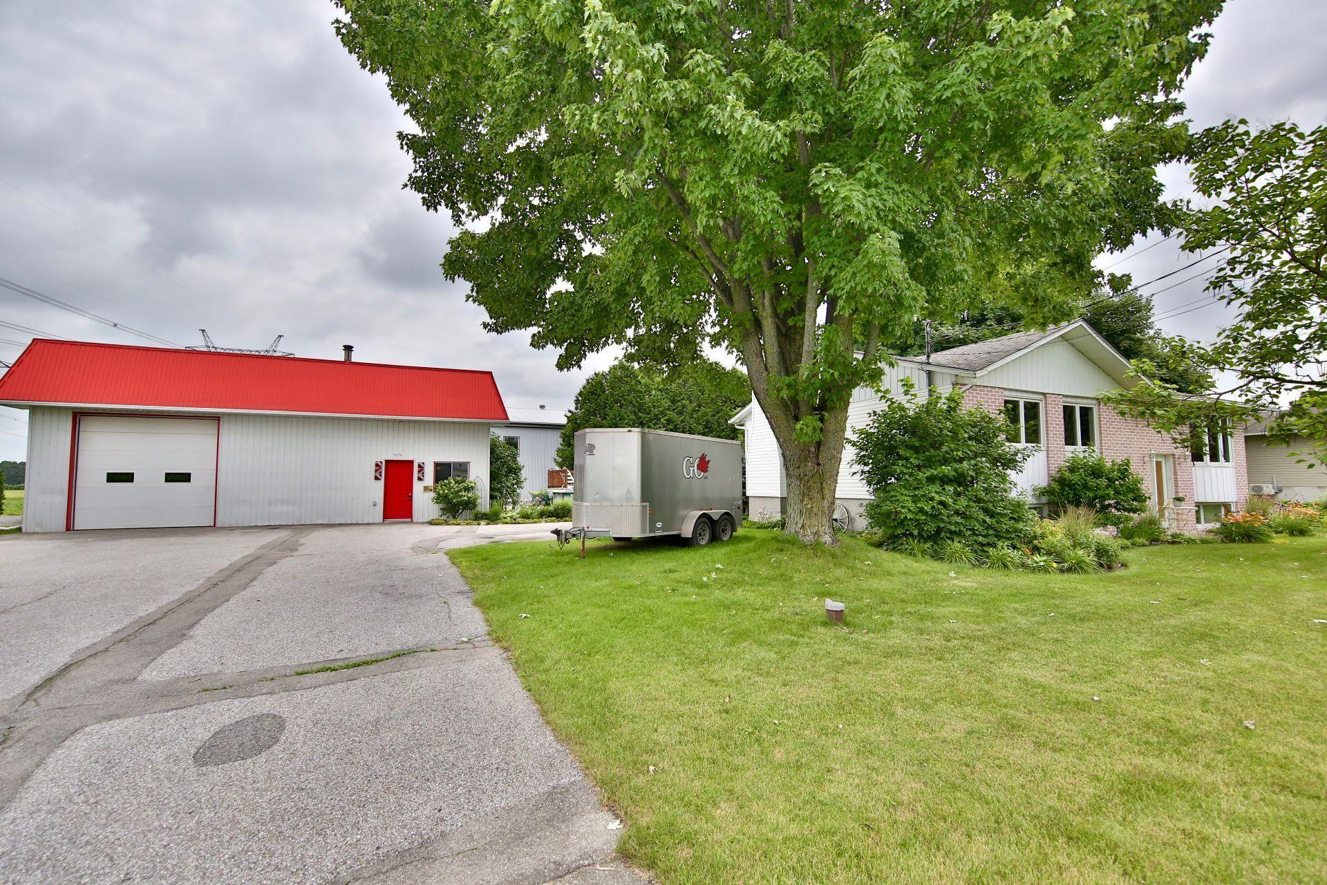 









7675


Ch. du Rapide-Plat N.

,
Saint-Hyacinthe,




QC
J2R1H5

