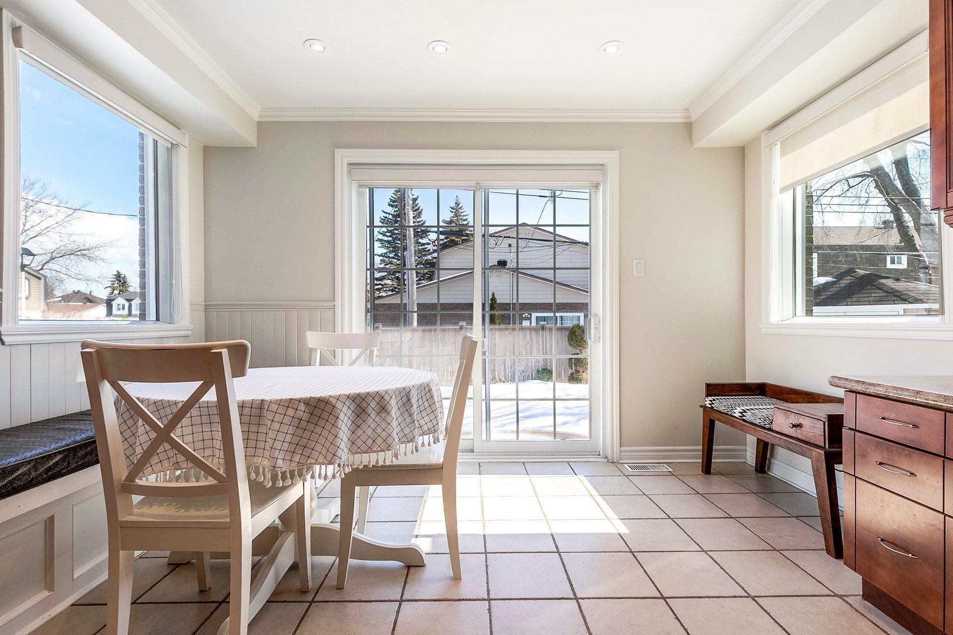 









2


Rue Lamont

,
Dollard-des-Ormeaux,




QC
H9B2H5

