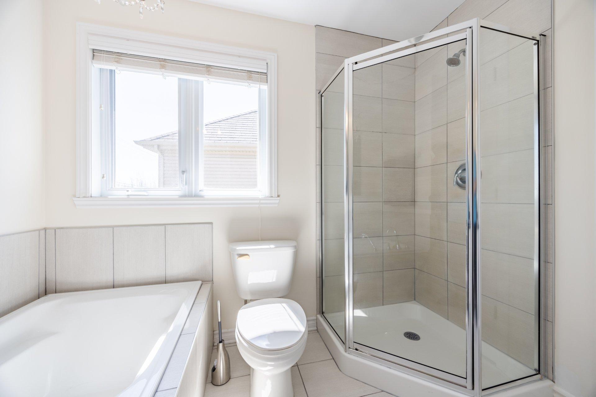 









18864


Rue du Traineau

,
Montréal (Pierrefonds-Roxboro),




QC
H9K0A1

