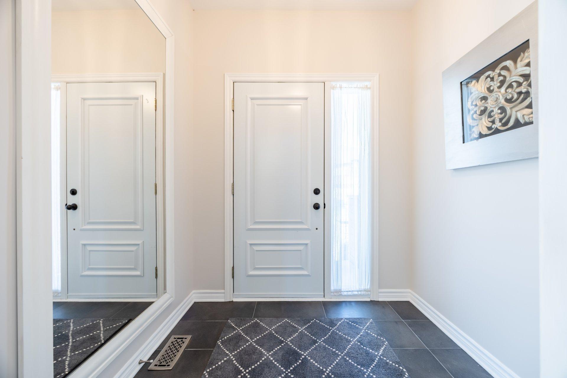 









18864


Rue du Traineau

,
Montréal (Pierrefonds-Roxboro),




QC
H9K0A1

