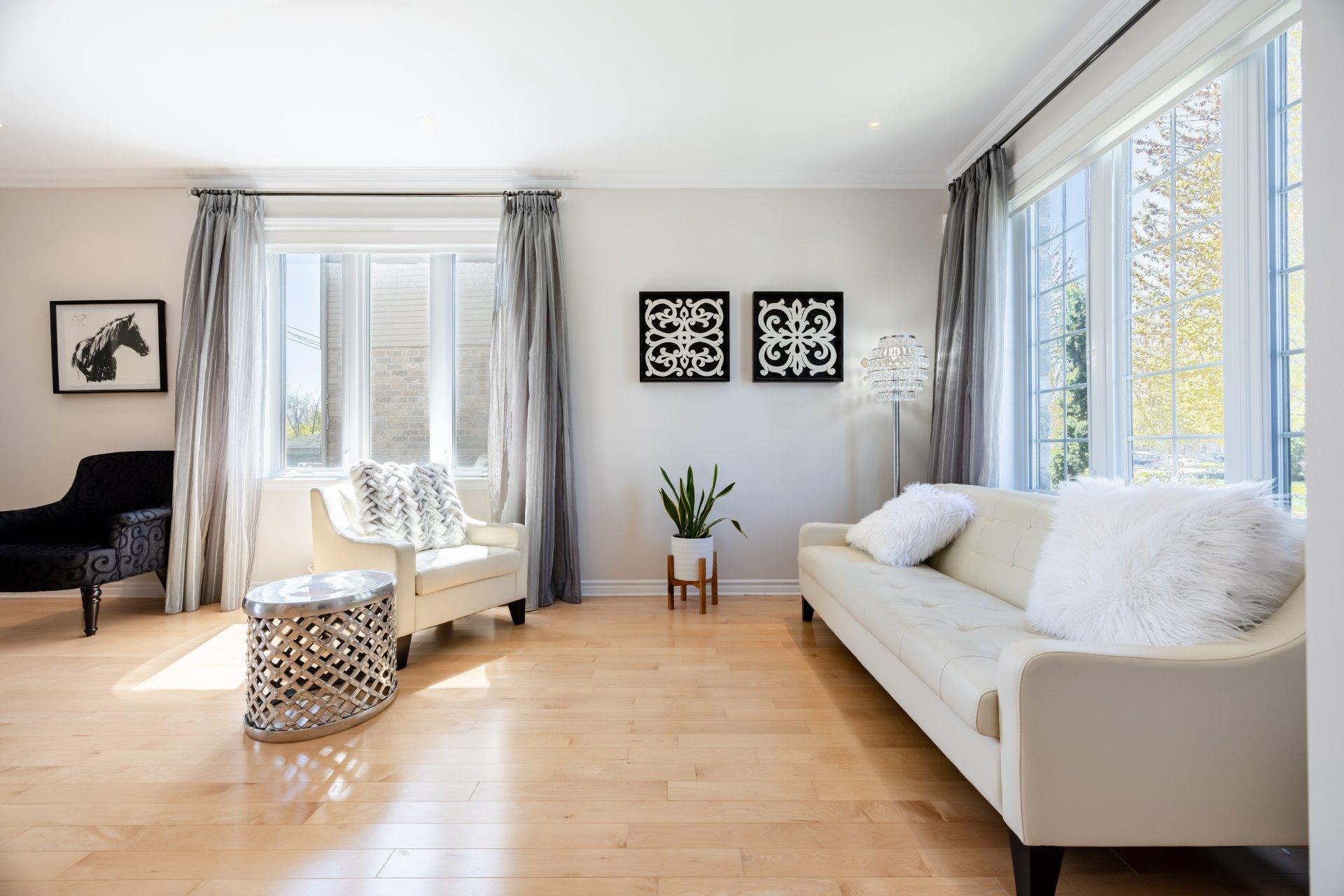 









18864


Rue du Traineau

,
Montréal (Pierrefonds-Roxboro),




QC
H9K0A1

