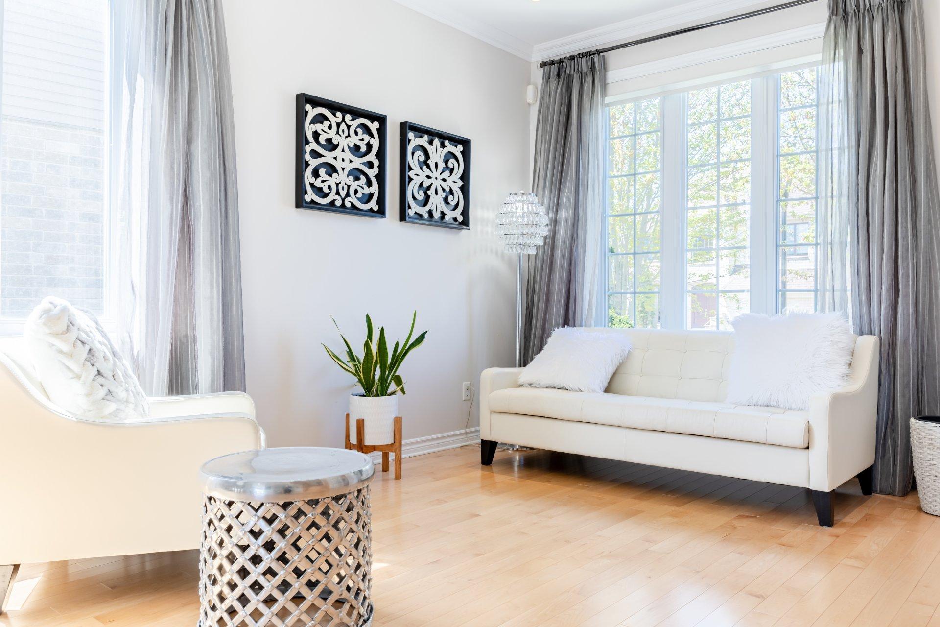 









18864


Rue du Traineau

,
Montréal (Pierrefonds-Roxboro),




QC
H9K0A1


