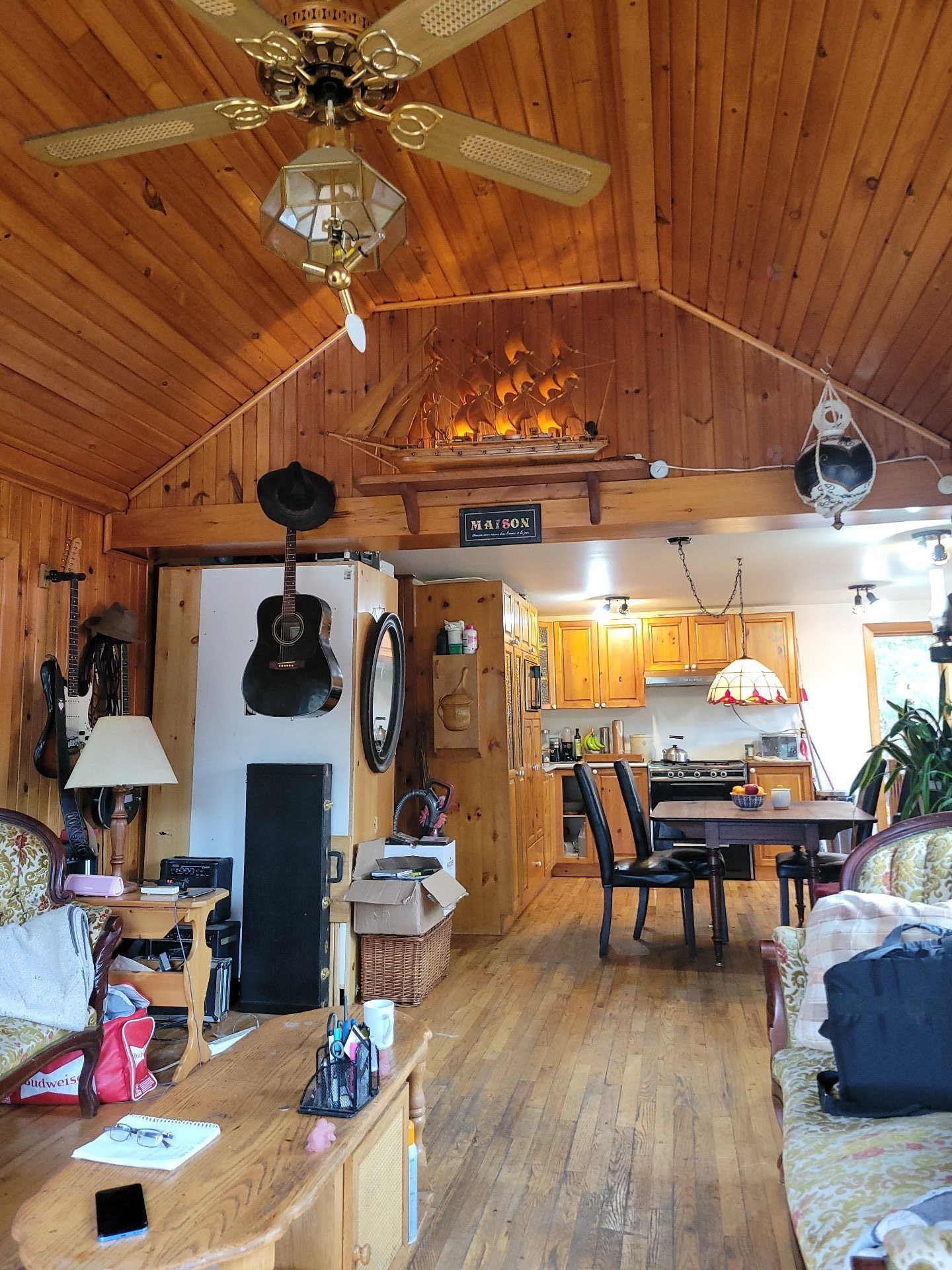 









2822


Ch. des Hauteurs

,
Sainte-Lucie-des-Laurentides,




QC
J0T2J0

