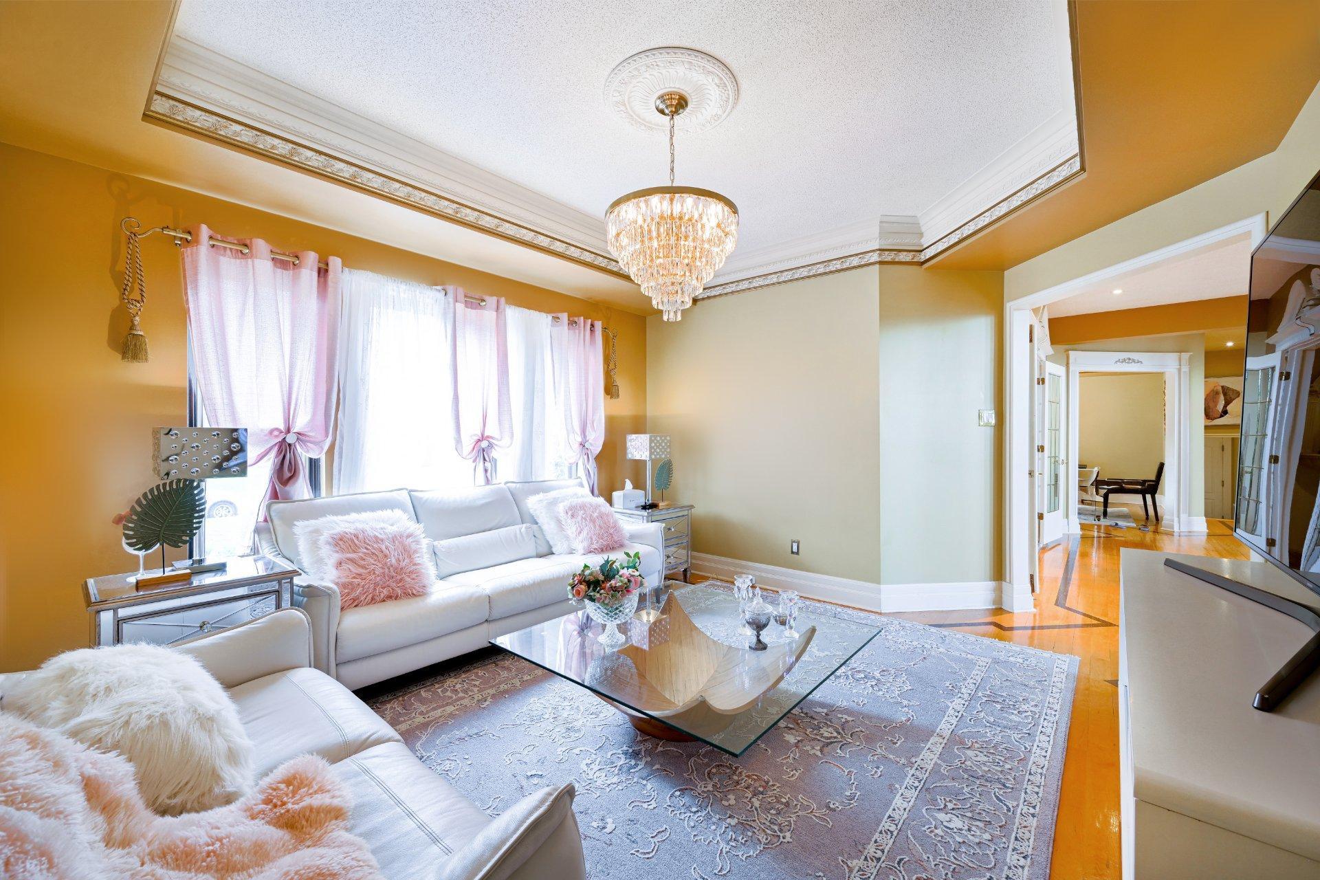 









303


Rue Alphonse-Desjardins

,
Montréal (L'Île-Bizard/Sainte-Geneviève),




QC
H9E1R8

