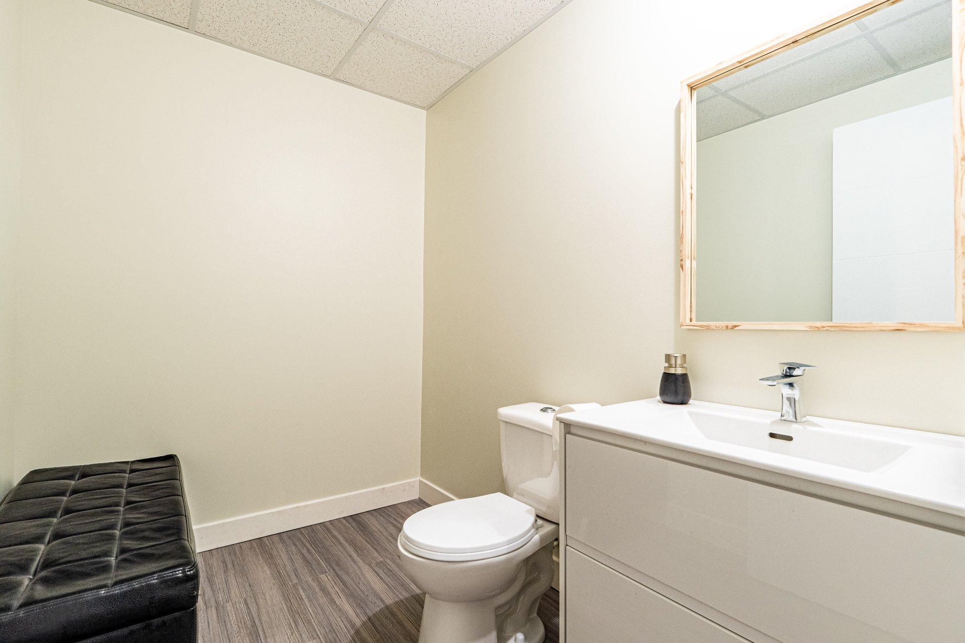 









4535


Ch. de Capelton

,
Hatley - Canton,




QC
J0B2C0

