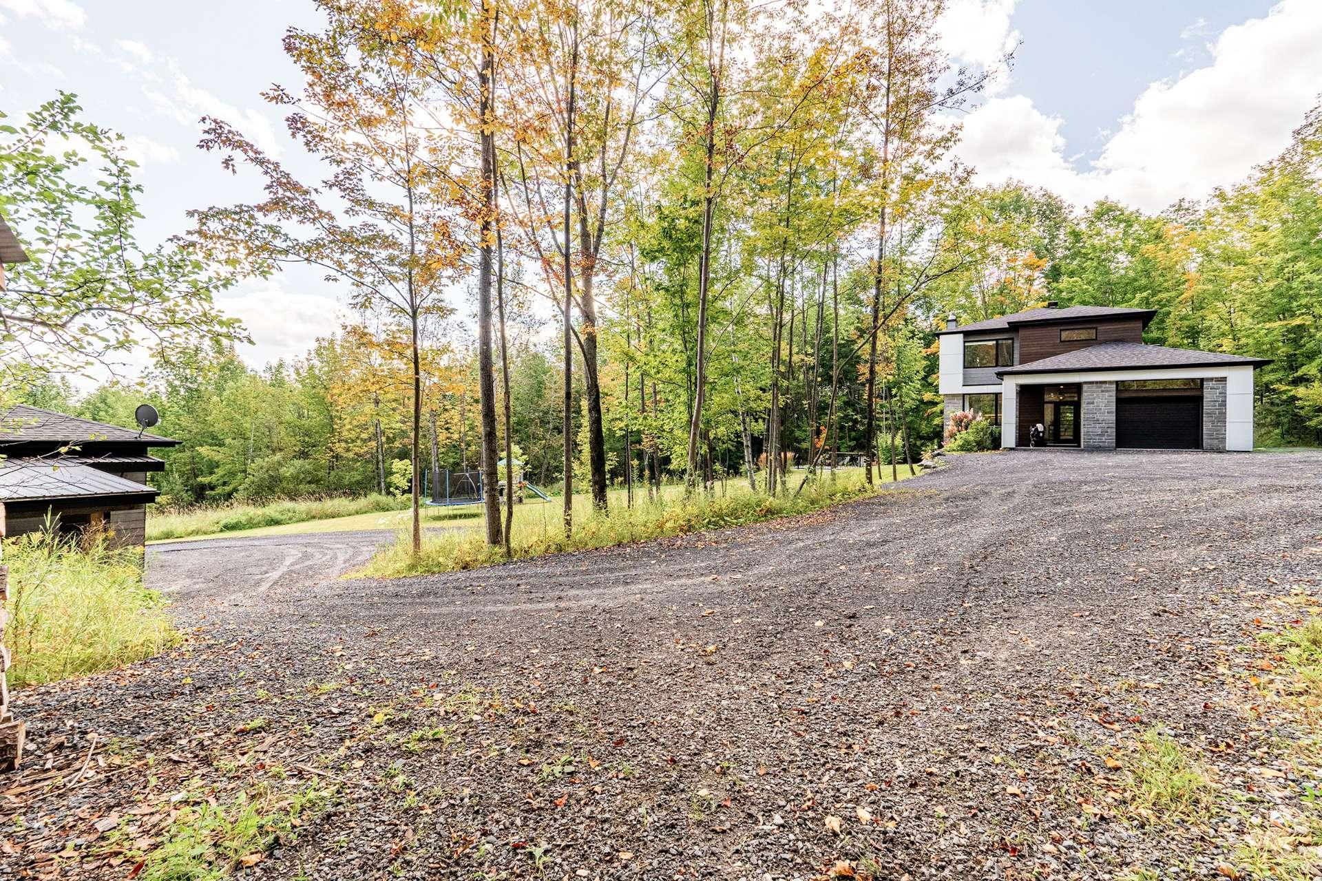 









4535


Ch. de Capelton

,
Hatley - Canton,




QC
J0B2C0

