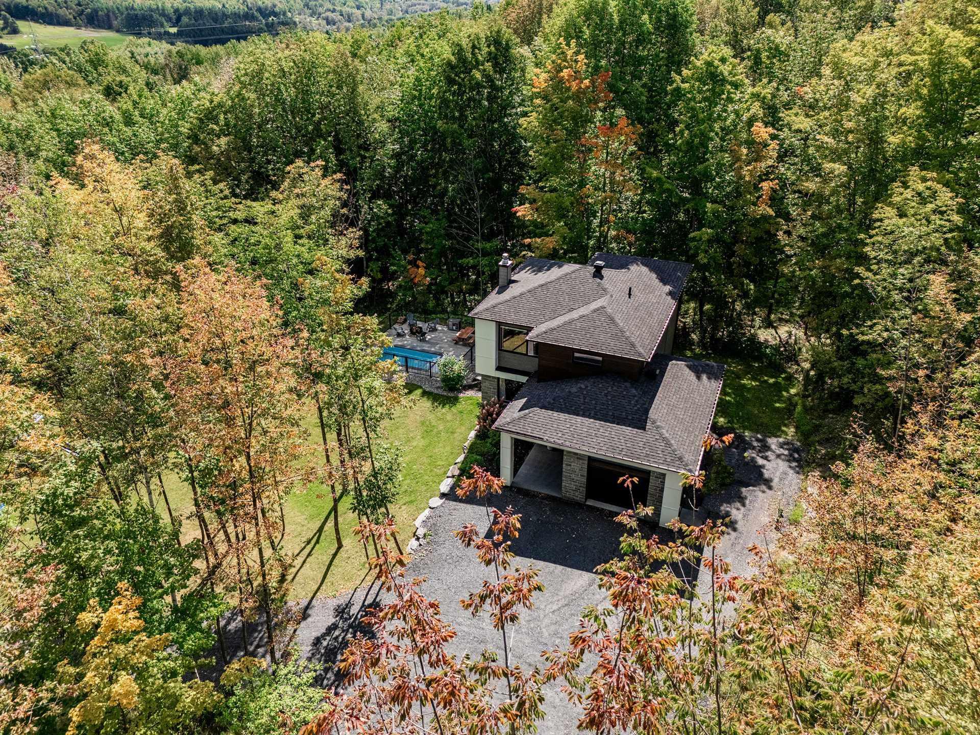 









4535


Ch. de Capelton

,
Hatley - Canton,




QC
J0B2C0

