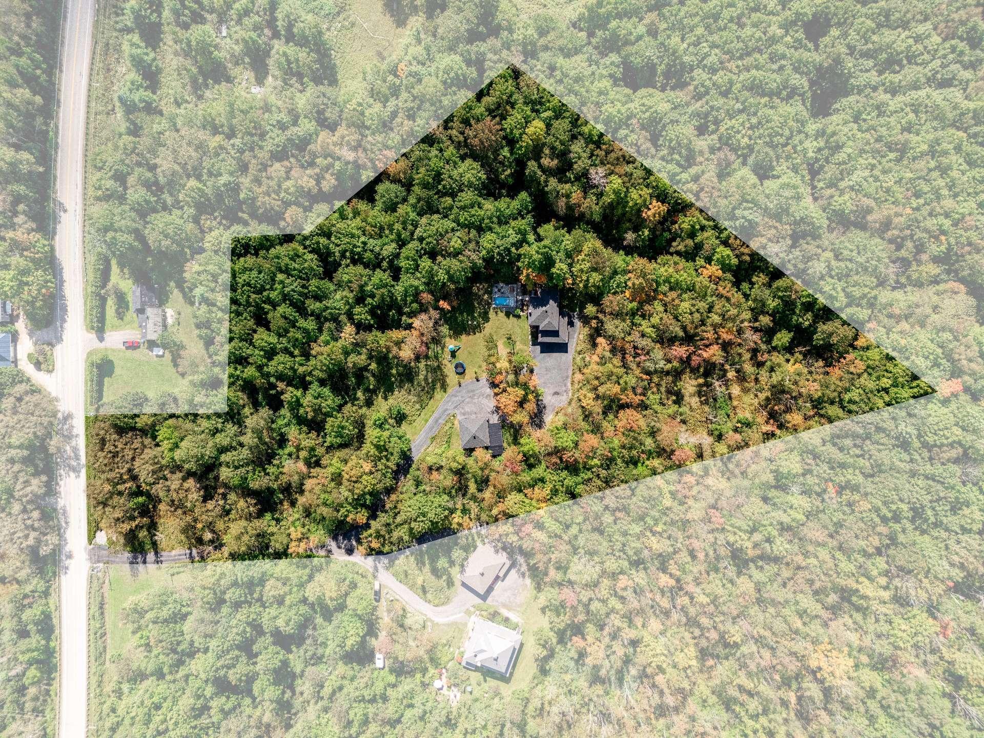 









4535


Ch. de Capelton

,
Hatley - Canton,




QC
J0B2C0

