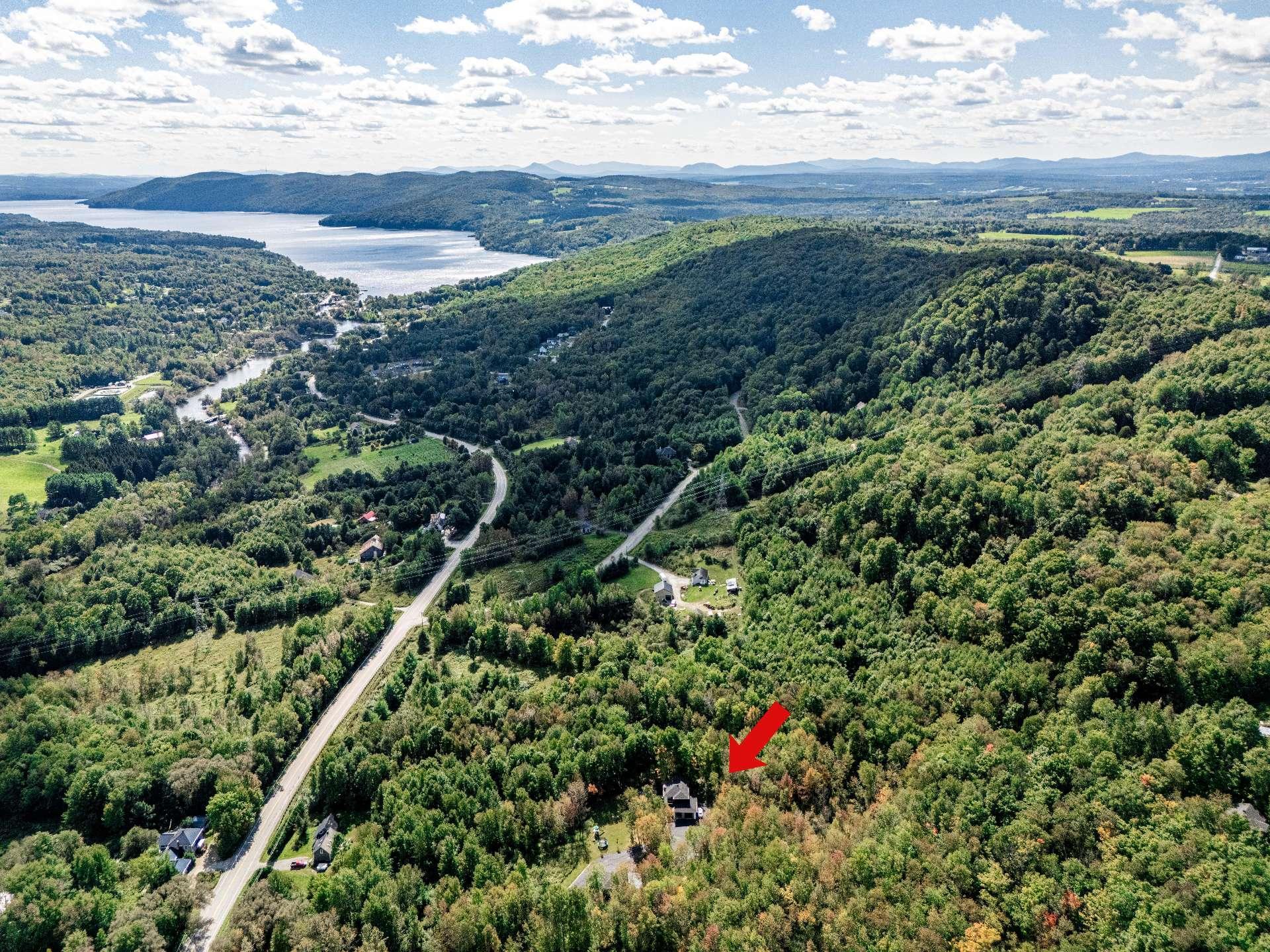 









4535


Ch. de Capelton

,
Hatley - Canton,




QC
J0B2C0

